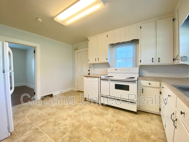 Photo - 3901 Plyler Mill Rd