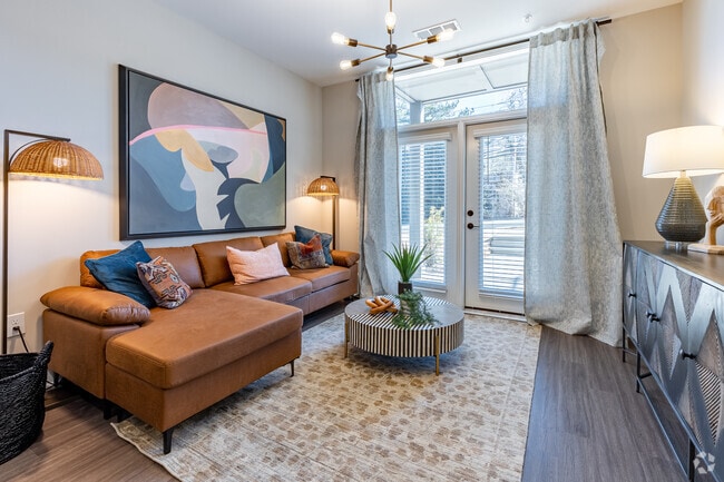 1BR, 1BA - 720SF