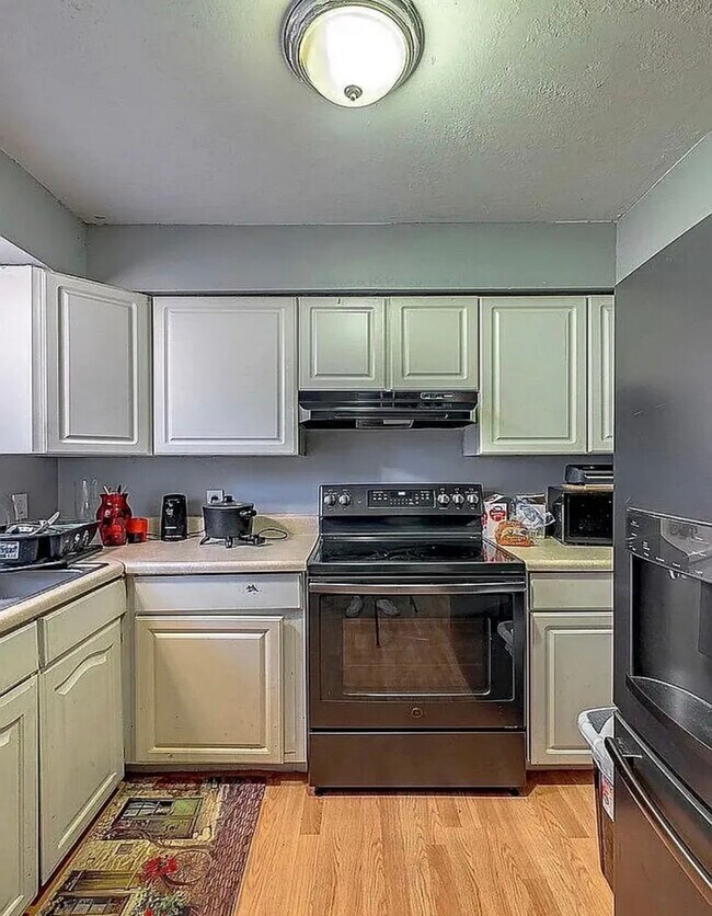 Photo - 3514 Magnum Dr