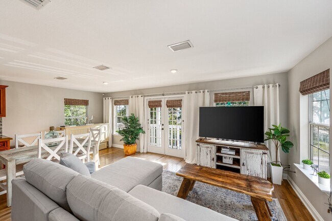 Photo - 2633 Bay Grove Rd