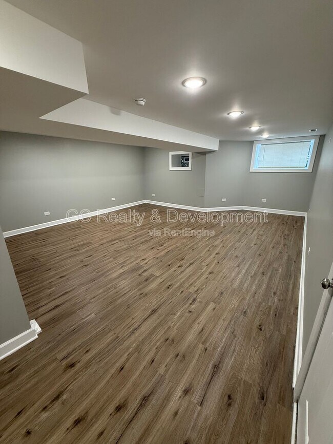 Photo - 6416 S Drexel Ave Unit G