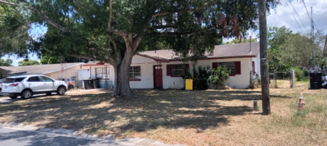 Building Photo - 1108 Carefree Cove Dr