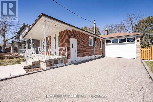 Photo - 51 Rockport Crescent