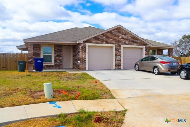 Photo - 1914 Castroville Trl