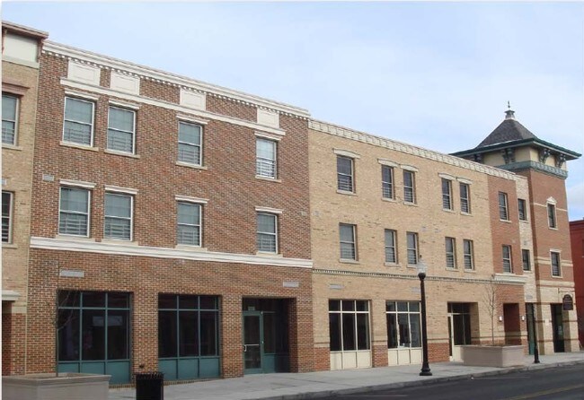 Primary Photo - The Hamilton