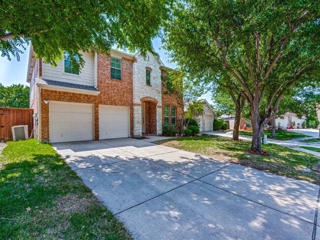 Building Photo - 3808 Oakhurst Ln