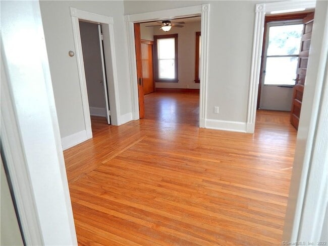 Photo - 38 Oak Ave