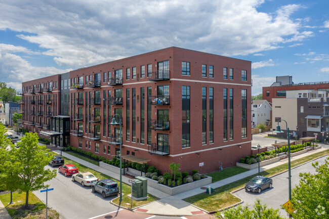 Battery Park Lofts Apartments - Battery Park Lofts Apartments