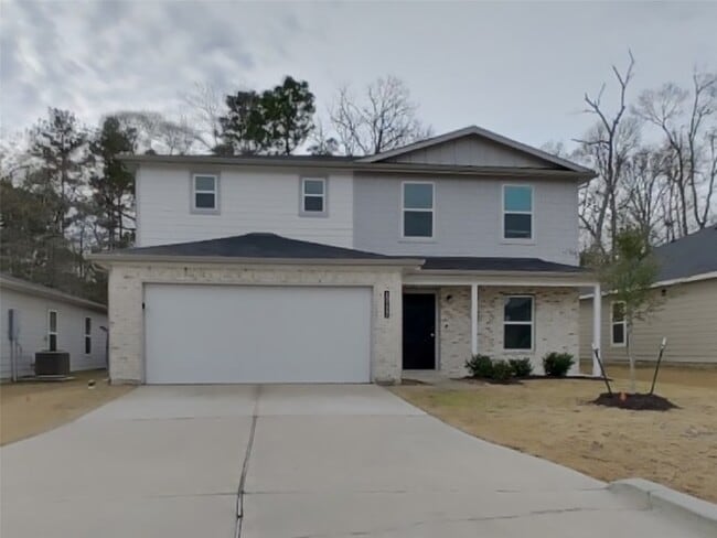 Building Photo - 10122 Cerritos dr