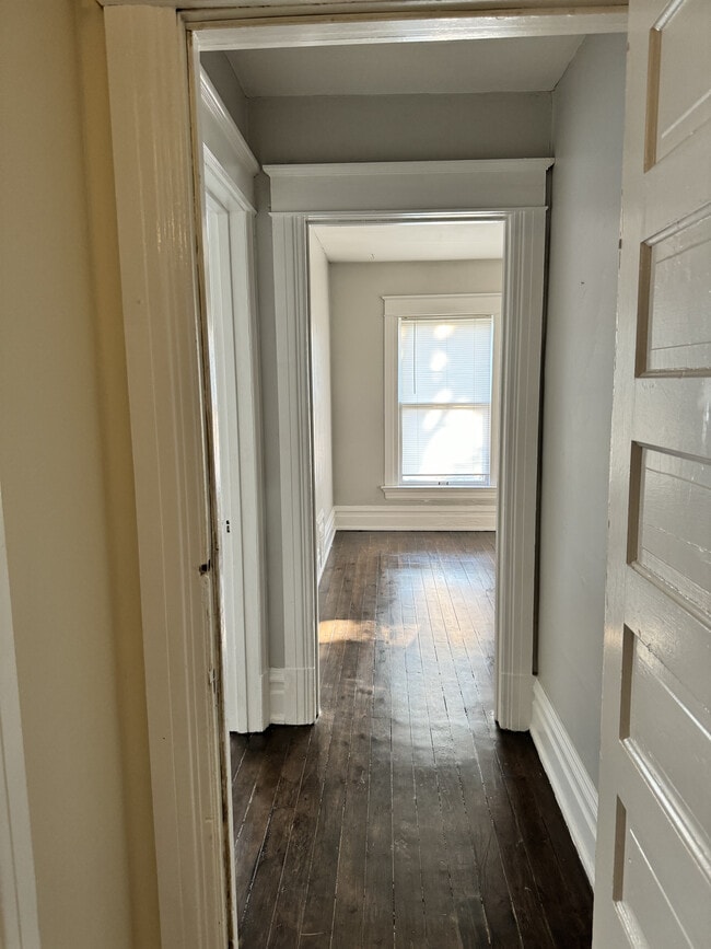 Photo - 222 S Kalamazoo Ave Apartments Unit #3