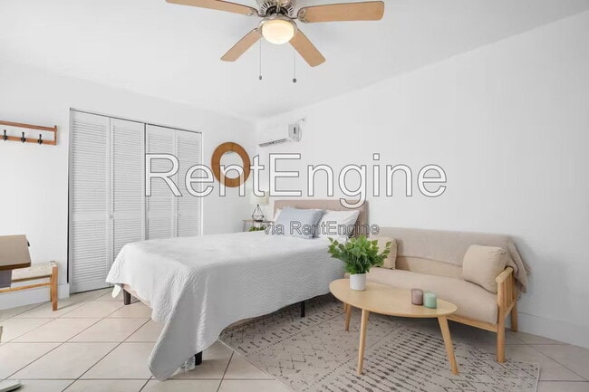 Photo - 1636 NW 6th Ave