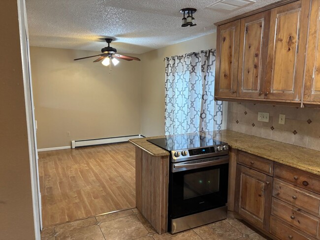 Photo - Move in ready unit for rent on Willow Bend!