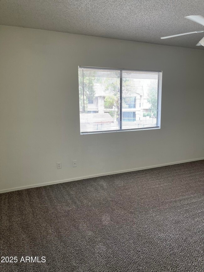 Photo - 6550 N 47th Ave