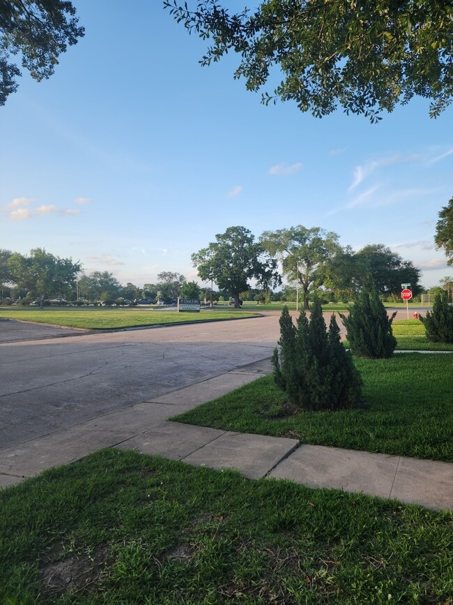 Photo - 1106 Seafoam Rd
