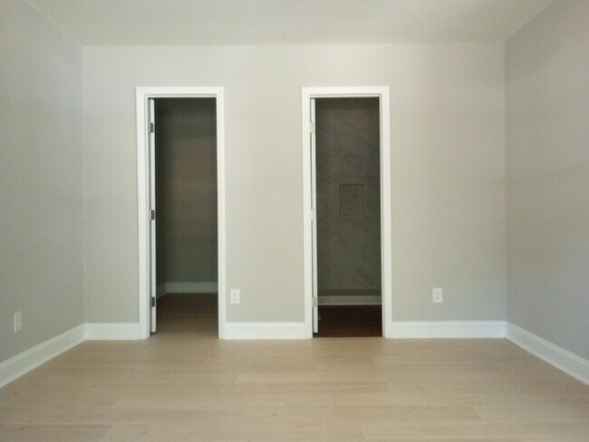 326 Sherman Dr