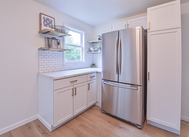 Photo - 337 Central Ave N