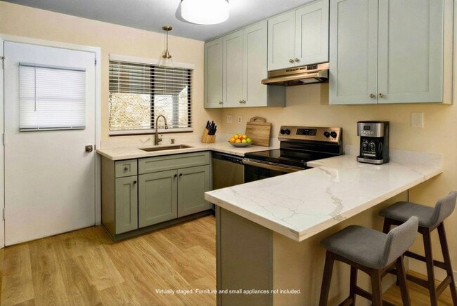 2BR, 1BA Kitchen (staged)