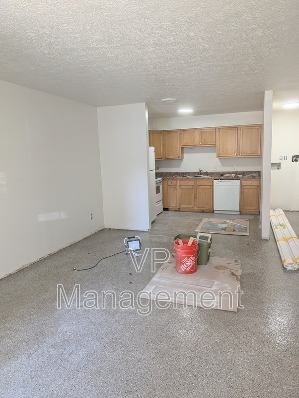 Photo - 2218 Emerald Dr Unit 1