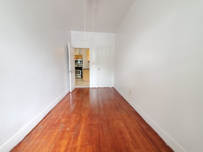 Photo - 68 Stegman St Unit 1