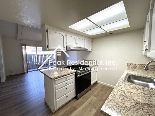 Photo - Updated 2bd/1ba Duplex In The Arden Area