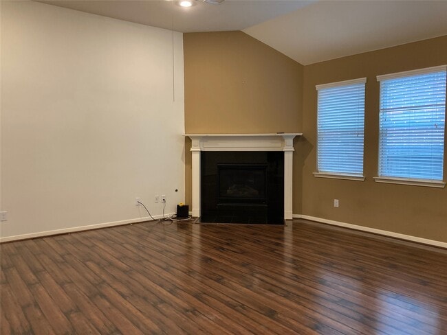 Photo - 24522 Via Salerno Ct