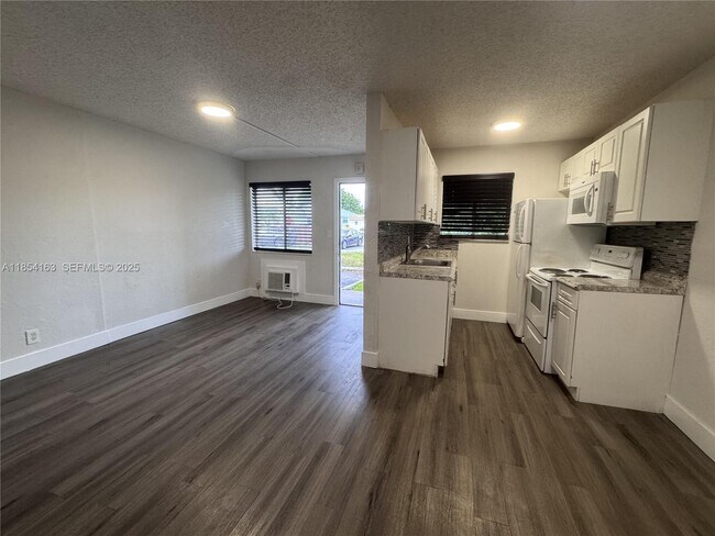 Photo - 2150 Madison St Unit 10