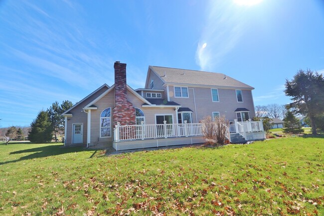 Photo - 21 Longmeadow Dr