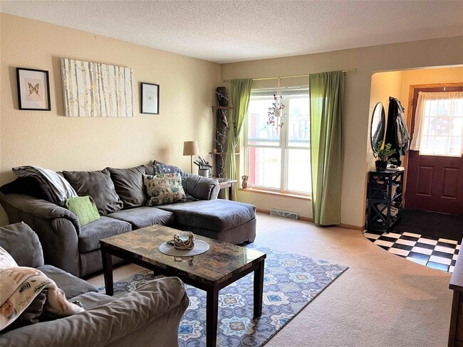 Photo - 1933 Northwestern Ave Unit 1933 Northwestern Ave