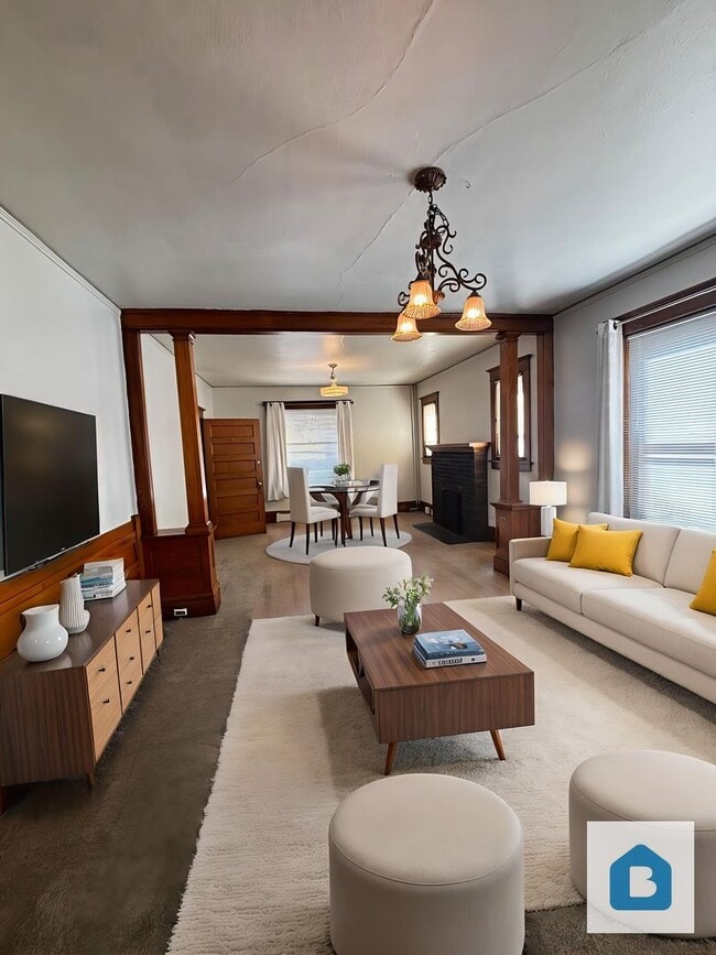 Building Photo - Spacious 1-Bedroom Apartment with Office Space Near Downtown Colorado Springs! Unit 4