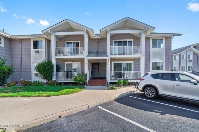 50 Valentine St 20B  