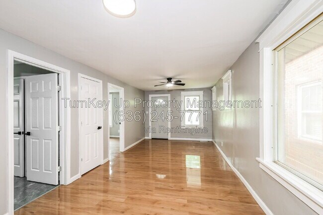 Photo - 3518 Maywood Ave
