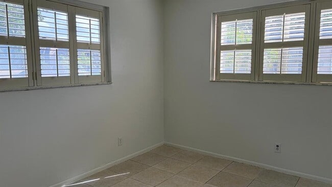 Photo - 7925 Fairview Dr Unit 110