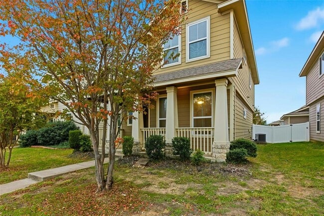 Photo - 930 Alamo Plaza Dr