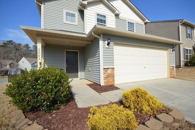 Photo - 2503 Girvan Dr