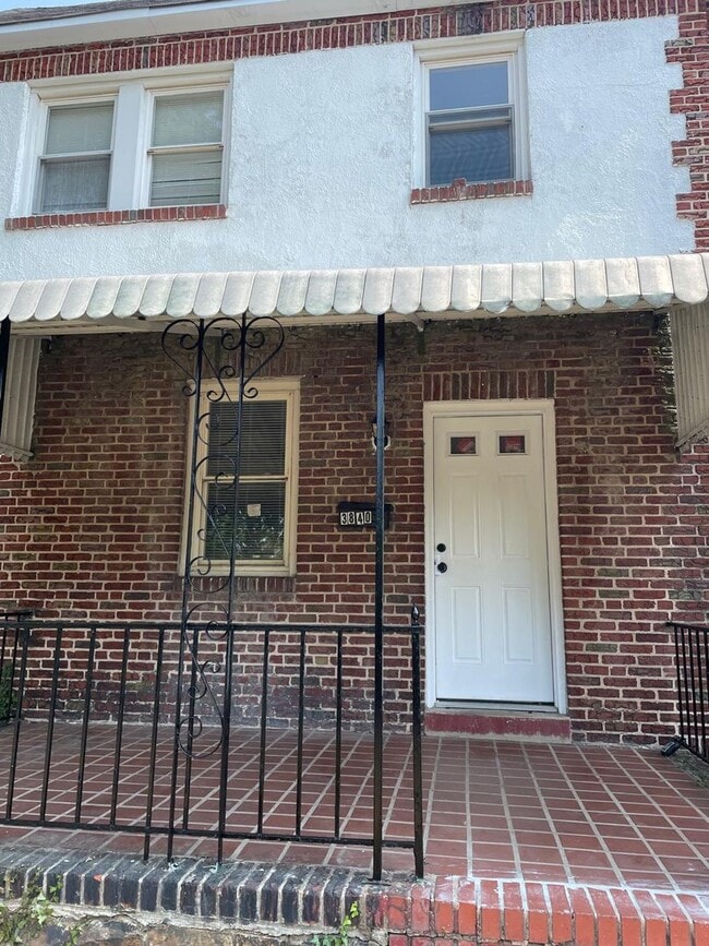 Photo - 3840 Dolfield Ave