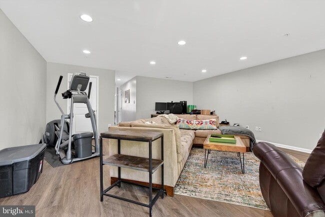 Photo - 2713 Prospect Hill Dr