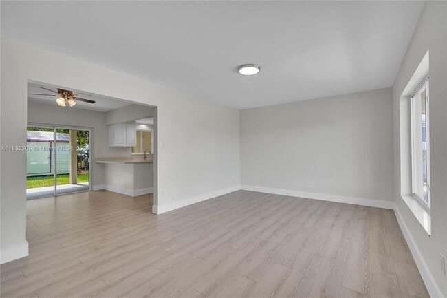 Photo - 14312 SW 110th Ave