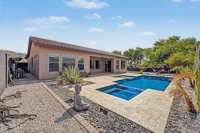 Photo - 1902 E Desert Ln