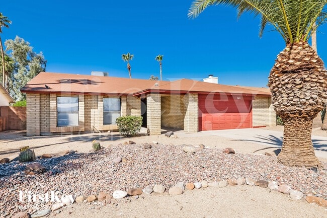 Photo - 10632 N 39th Ave