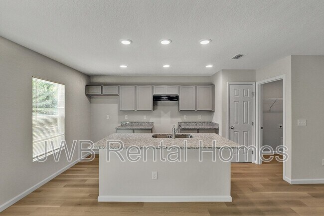 Photo - 9141 12th Ave