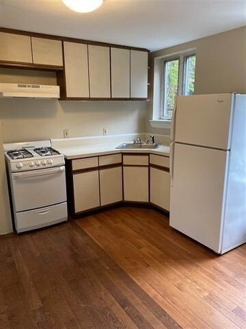 Photo - 295 Grove St Unit 1