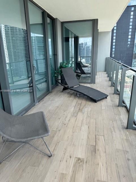 Photo - 68 SE 6th St