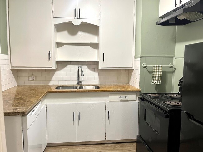 Photo - 946 Milam St