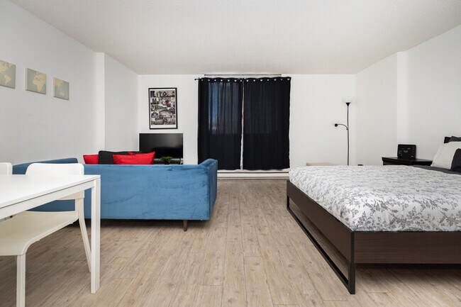 Photo - 1121 Rue De Bullion Unit SI ID1261768P