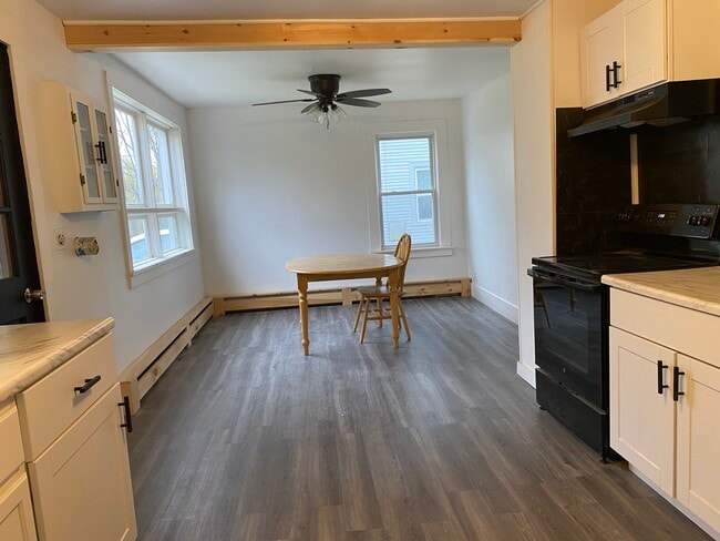 Photo - 19 Garden St