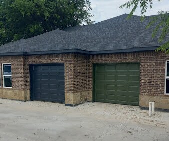 Photo - 221 San Angelo Ave Townhome