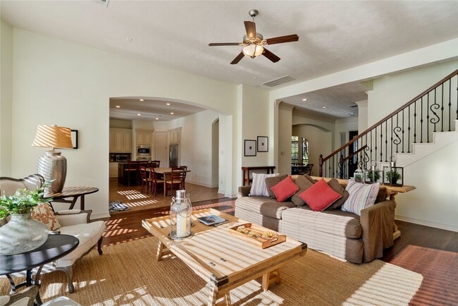 Photo - 241 W Tupelo Green Cir