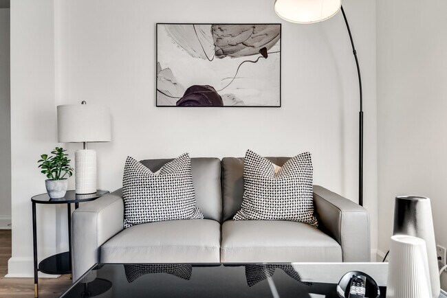 Photo - 211 Ivy Crescent Unit SI ID1537667P