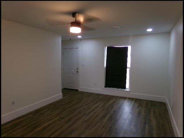 Photo - 1912 Sanford Dr