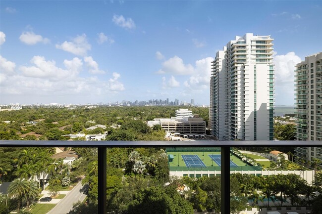 Photo - 2678 Tigertail Ave Condo Unit 1104